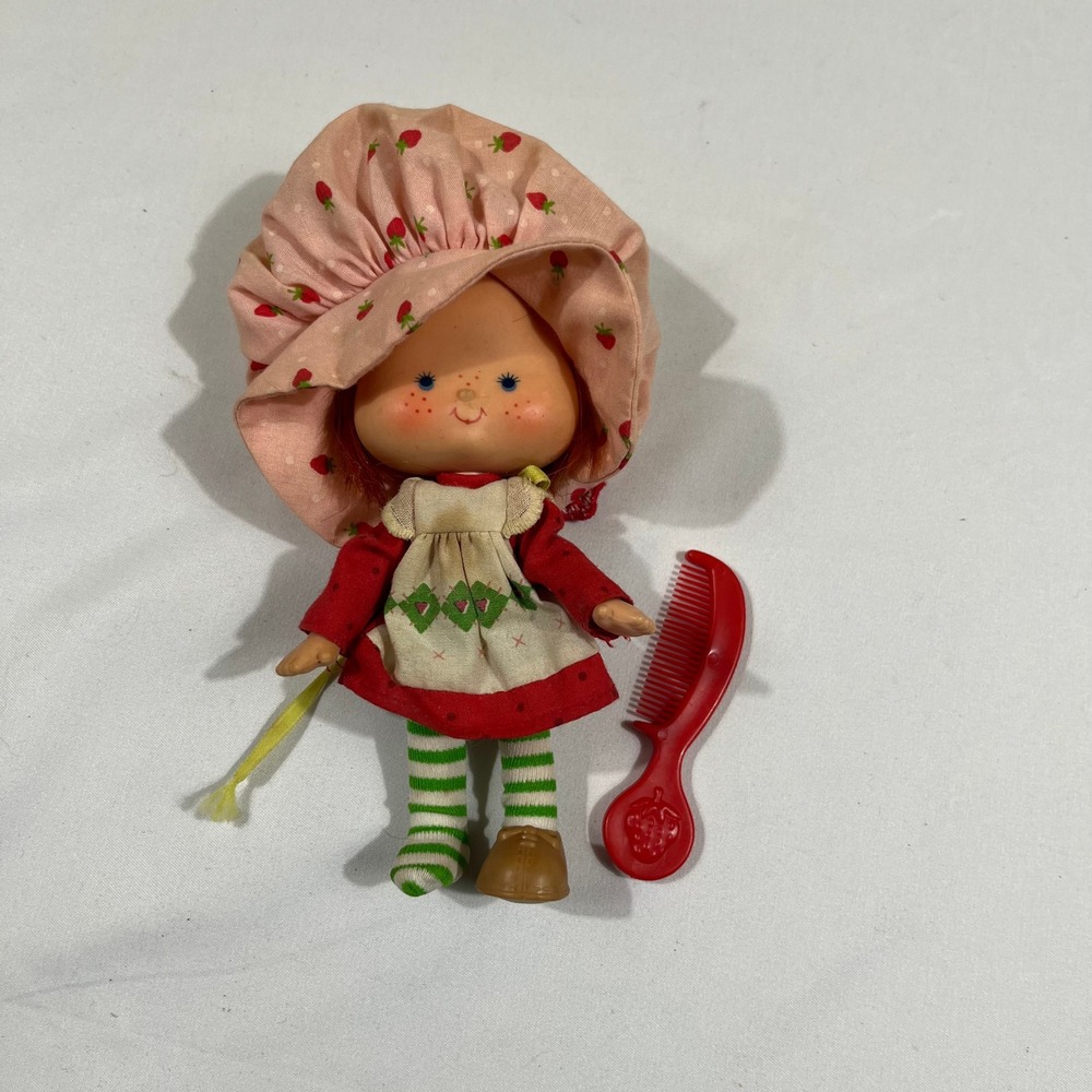 American Greetings Strawberry Shortcake Doll Vintage 1979